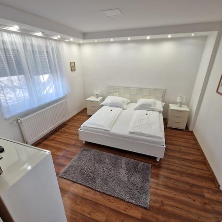 Matrix Apartman Bekescsaba Zewnętrze zdjęcie