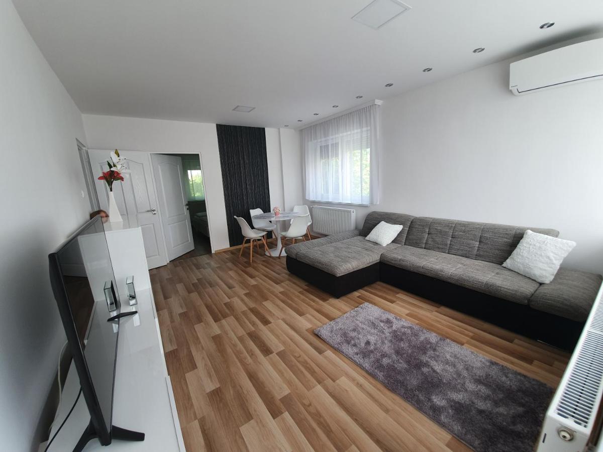 Matrix Apartman Bekescsaba Zewnętrze zdjęcie