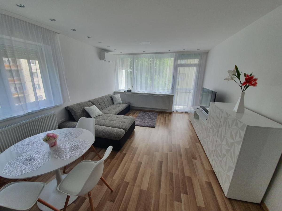 Matrix Apartman Bekescsaba Zewnętrze zdjęcie