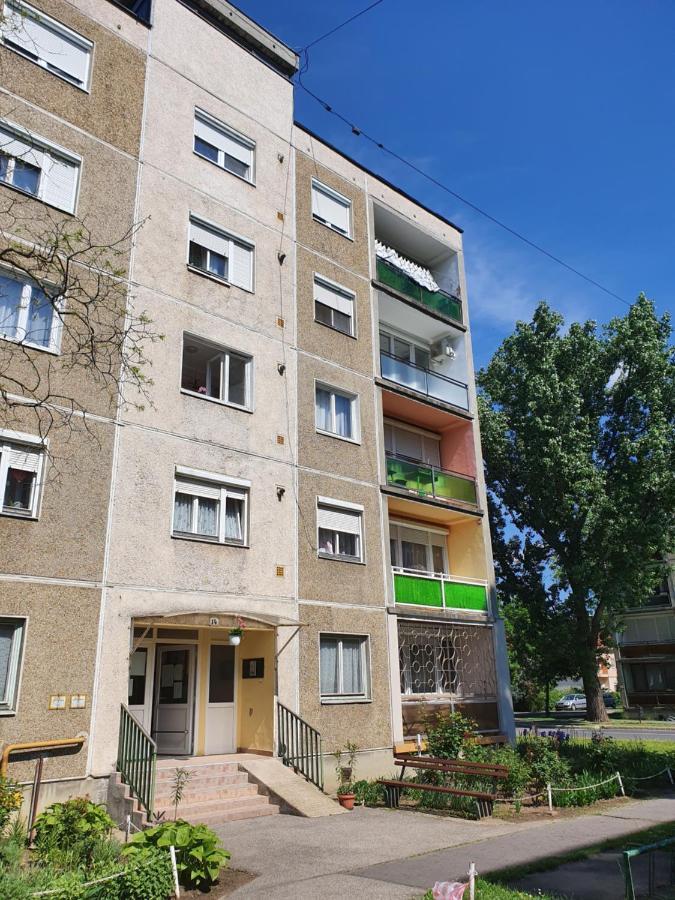 Matrix Apartman Bekescsaba Zewnętrze zdjęcie